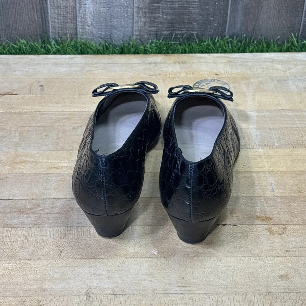 Vintage Salvatore Ferragamo Vara Black Croc Embossed Leather Pumps Sz 9B - Picture 4 of 9